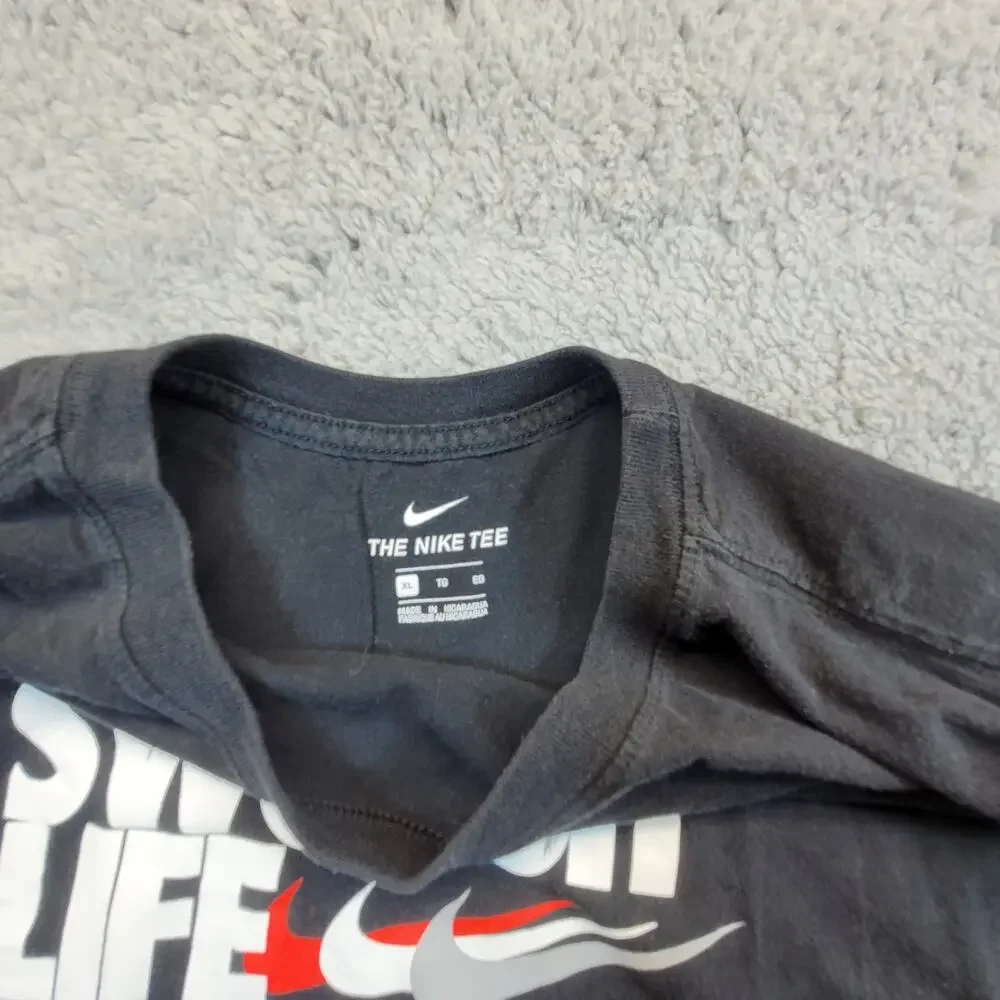 NIKE TEE Swoosh Life Size XL‎ Extra Large